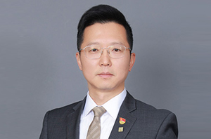 常怀感恩 心存敬畏 夯实责任——锻造“三心”之我见